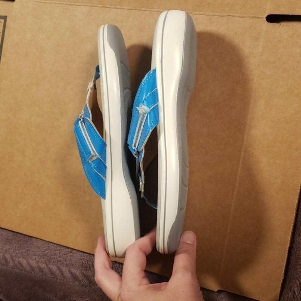 Flip Flops‎ - Picture 4 of 9